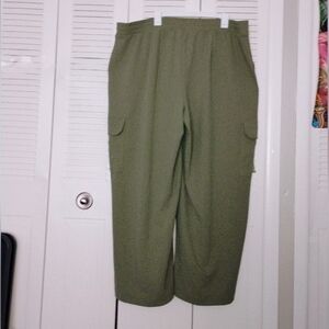 Army green wide leg cargo pants, see matching jacket!